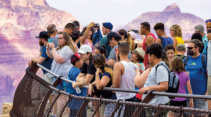 Photo of a crowd of tourists at the Grand Canyon